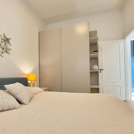 Casaviva-Stylish Trilo With Ac-Shared Pool-Parking Génova Exterior foto